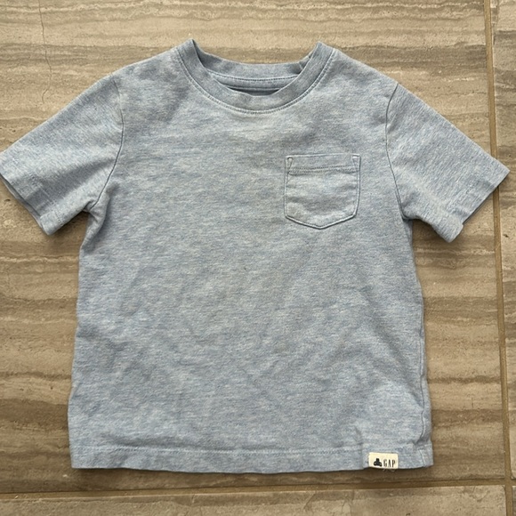 Toddler Boy Gap Playtime Favorite Tee’s - Picture 6 of 8